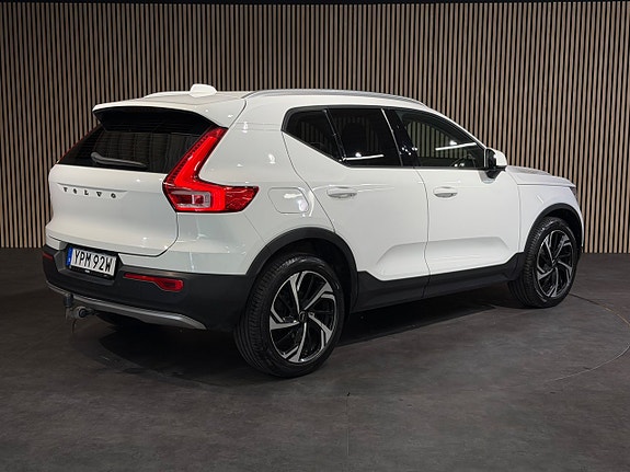 Volvo XC40 6 of 21