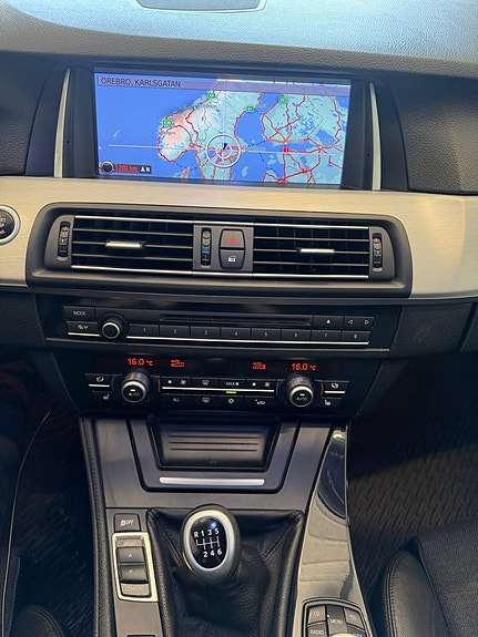 BMW 520d 16 of 20