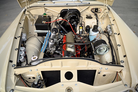 Volvo Amazon 4 of 5