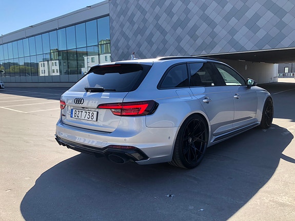 Audi RS4 5 of 5