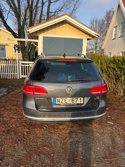 Volkswagen Passat 3 of 5