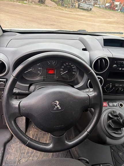 Peugeot Partner 5 of 5