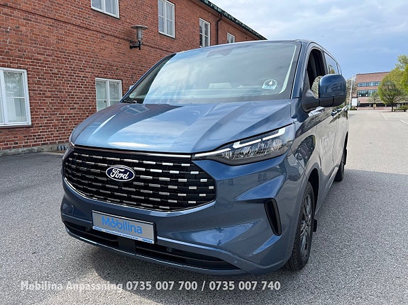 Ford Custom Tourneo 7 of 30