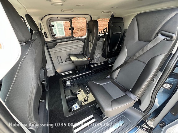 Ford Custom Tourneo 18 of 30