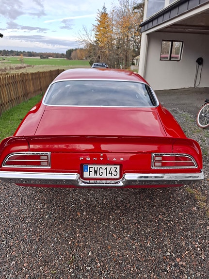 Pontiac Firebird 4 of 5