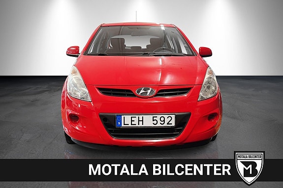 Hyundai i20 4 of 15