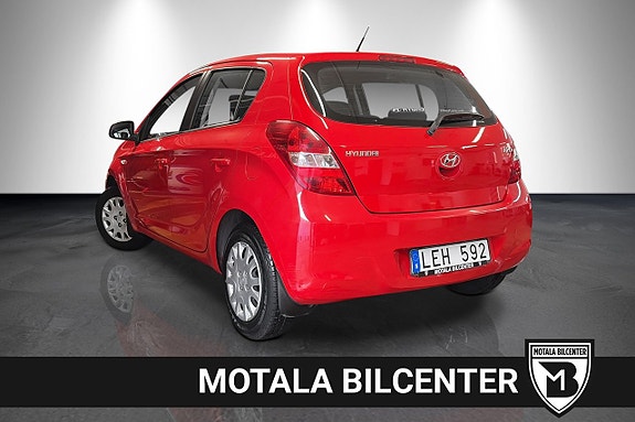 Hyundai i20 6 of 15