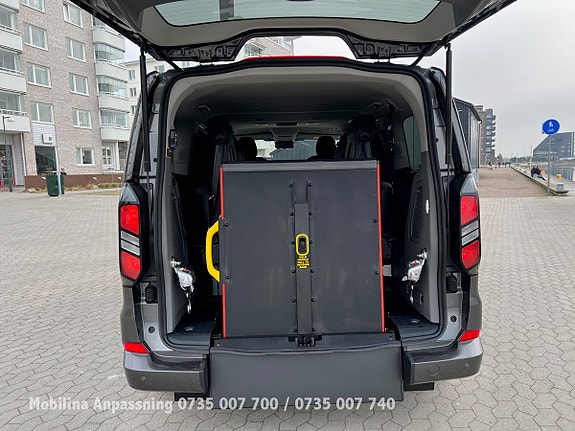 Ford Custom Tourneo 16 of 30