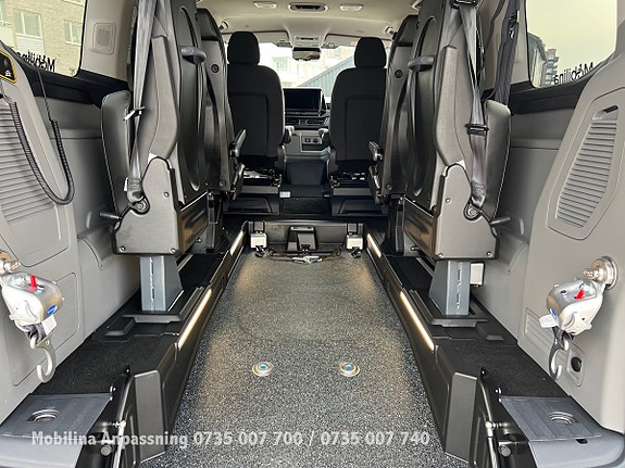 Ford Custom Tourneo 23 of 30