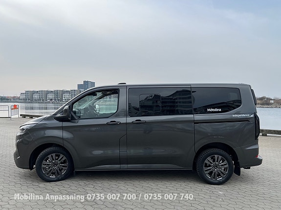 Ford Custom Tourneo 13 of 30