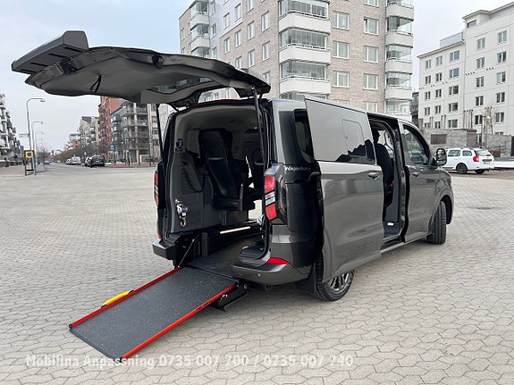 Ford Custom Tourneo 9 of 30