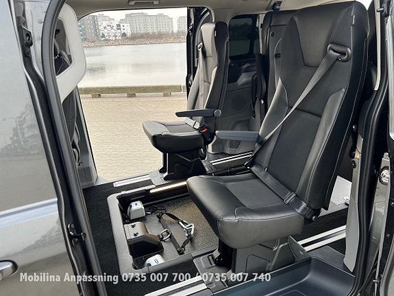 Ford Custom Tourneo 29 of 30