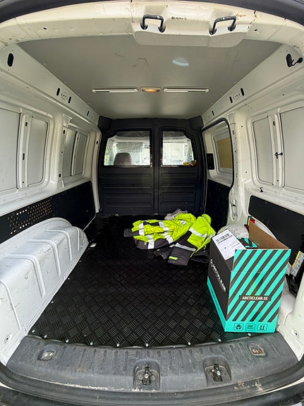 Volkswagen Caddy 8 of 9