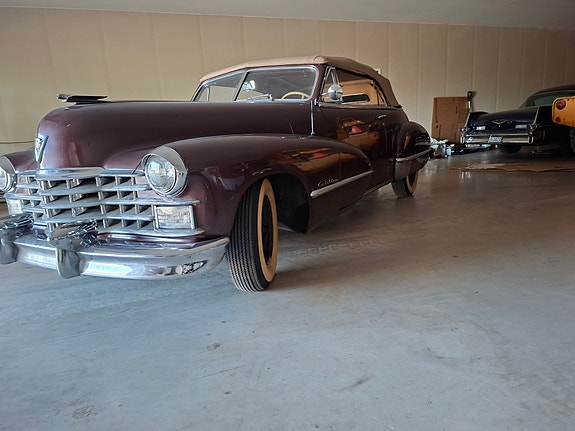 Cadillac Series 62 6 of 6
