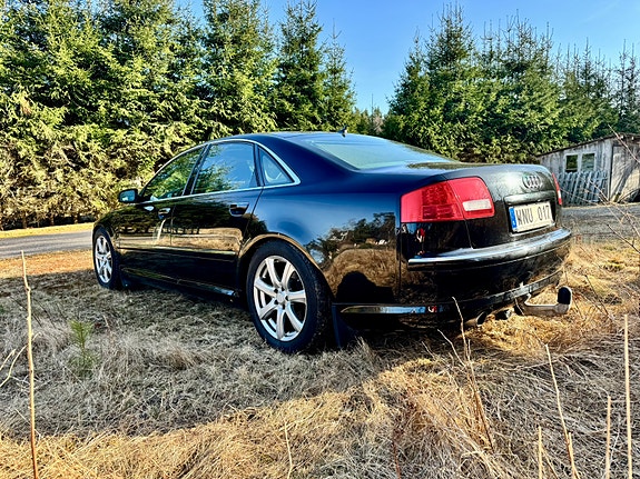 Audi A8 2 of 5