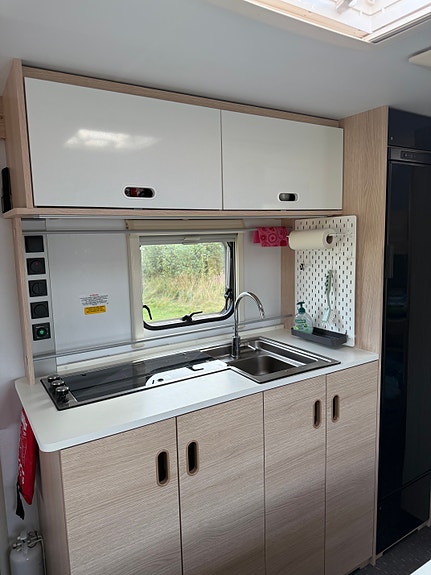 Adria Aviva 563 PT AC 5 of 7