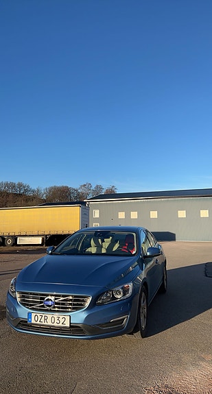 Volvo S60 12 of 12