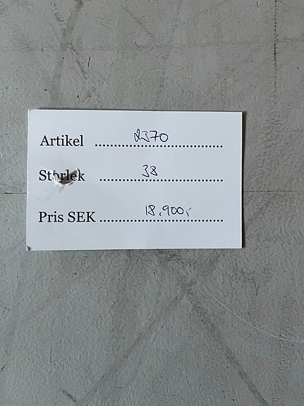 Product image 8 of 9