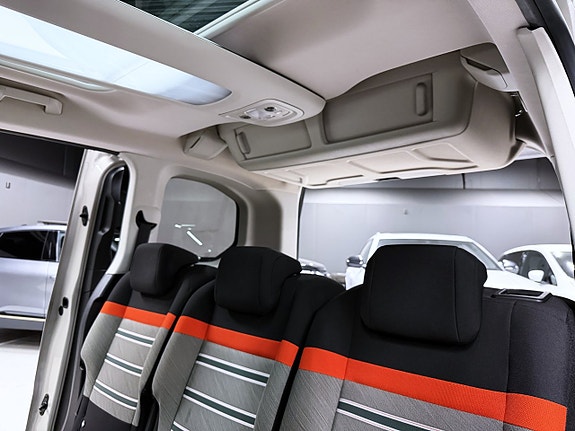 Citroen Berlingo 11 of 21