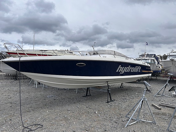 Hydrolift F29 – 2000 | 300 hk MPI | Bravo 1 | Nyservad 3 of 5