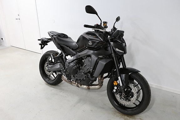 Yamaha MT 09 3 of 8