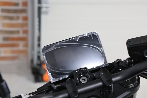 Honda Hornet 750 7 of 8