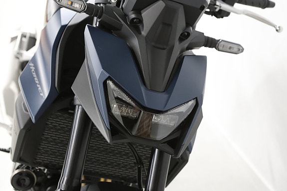 Honda Hornet 750 4 of 8