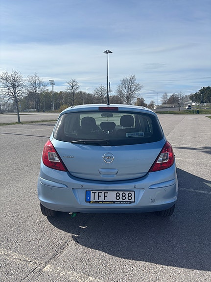 Opel Corsa 4 of 5