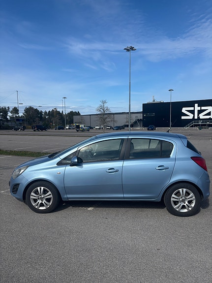 Opel Corsa 3 of 5
