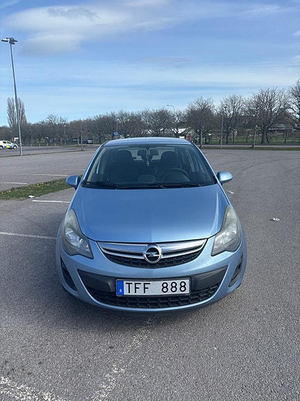 Opel Corsa 2 of 5