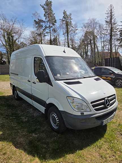 Mercedes-Benz Sprinter 316 2 of 5