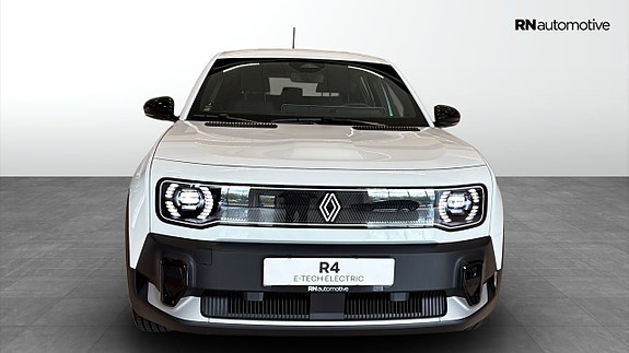 Renault 4 8 of 18