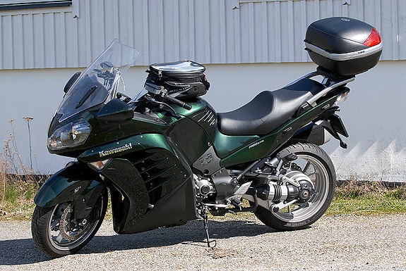 Kawasaki 1400GTR 3 of 5
