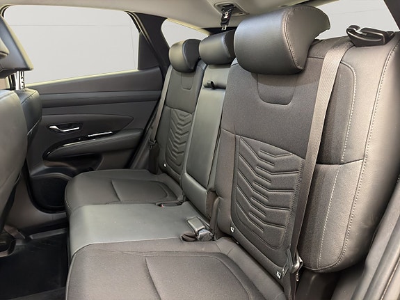 Hyundai Tucson 29 of 30