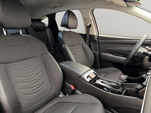 Hyundai Tucson 27 of 30