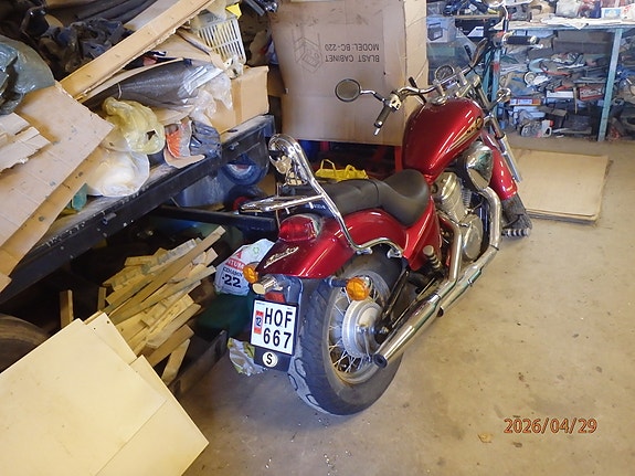 Honda VT600C Shadow 3 of 4