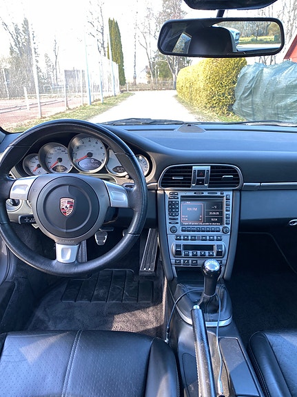 Porsche 911 Carrera S 5 of 5