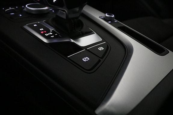 Audi A4 21 of 30