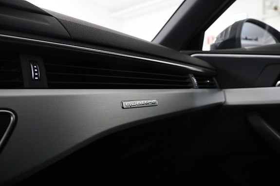 Audi A4 23 of 30