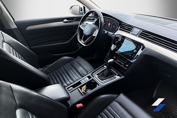 Volkswagen Passat Alltrack 5 of 5