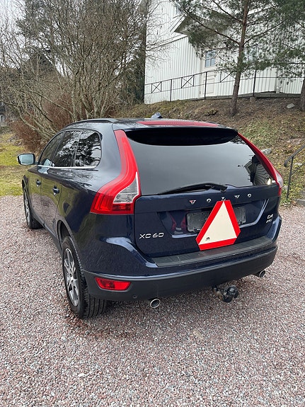 Volvo XC60 6 of 20