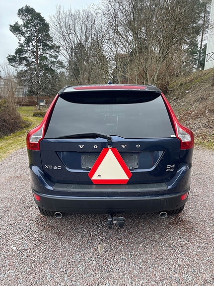 Volvo XC60 7 of 20