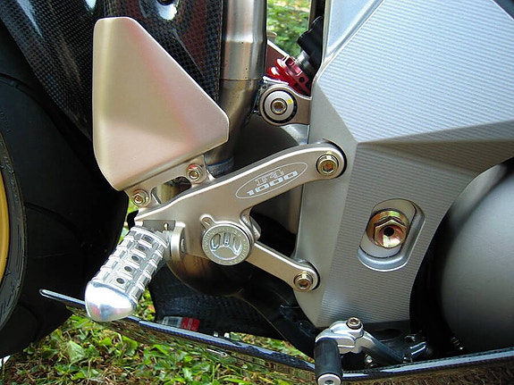 MV Agusta F4 1000 Tamburini 6 of 7