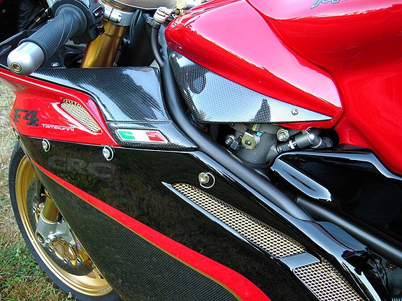 MV Agusta F4 1000 Tamburini 3 of 7