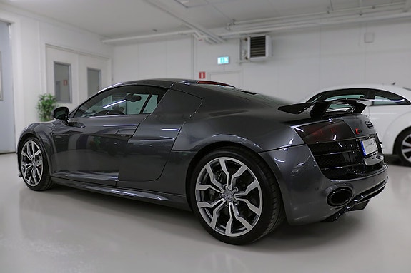 Audi R8 7 of 21