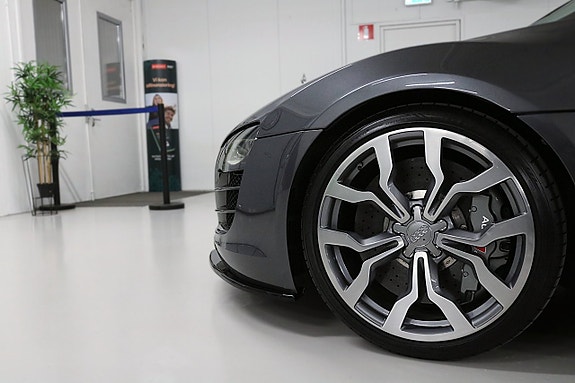 Audi R8 11 of 21