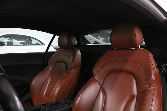 Audi R8 14 of 21