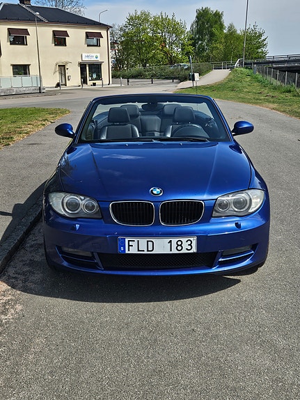 BMW 120i 4 of 7