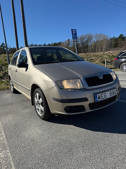 Skoda Fabia 3 of 5