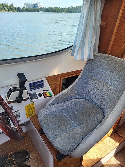 Bella650 ink släpp, med Volvo Penta 3.0 + SX driv 12 of 24
